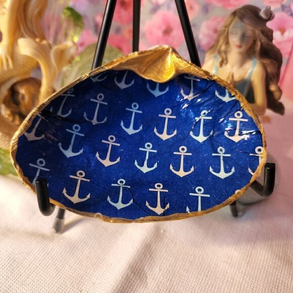 Other - DECOUPAGE CLAM 